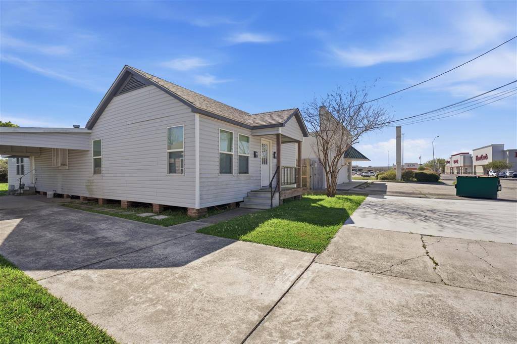 237 Lucille St Street, Lake Charles, LA 70601