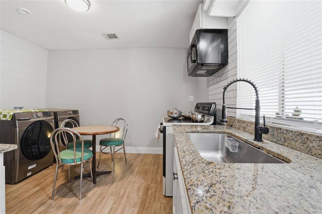 237 Lucille St Street, Lake Charles, LA 70601