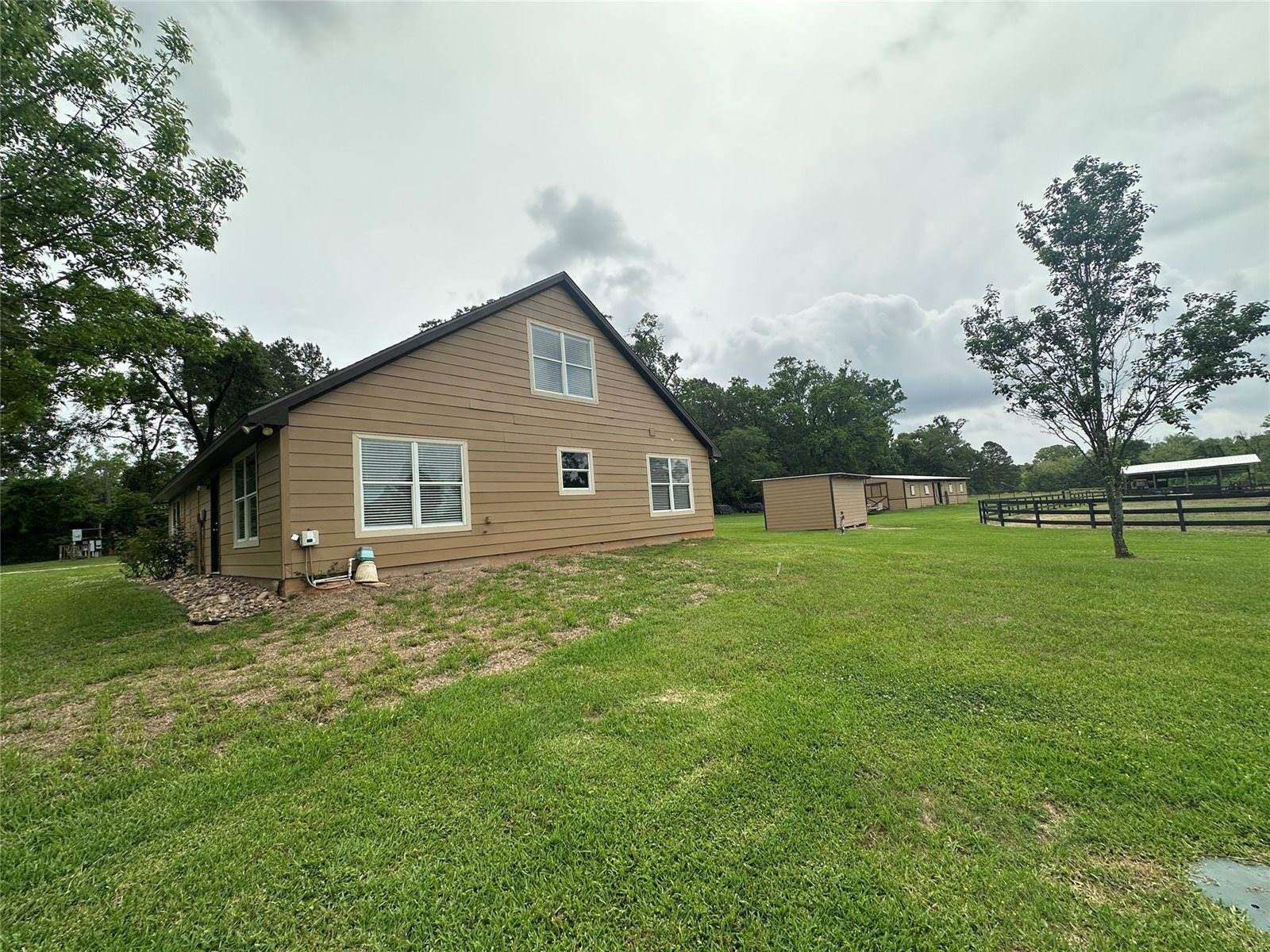40 Stewart Road, New Waverly, TX 77358