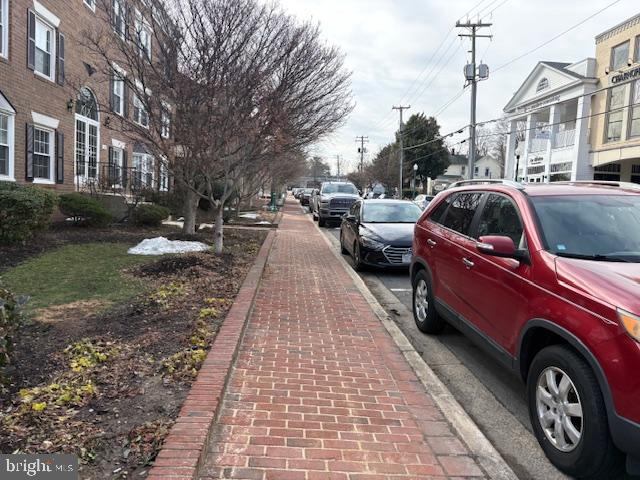 100 Church Street NW, #A-203, Vienna, VA 22180