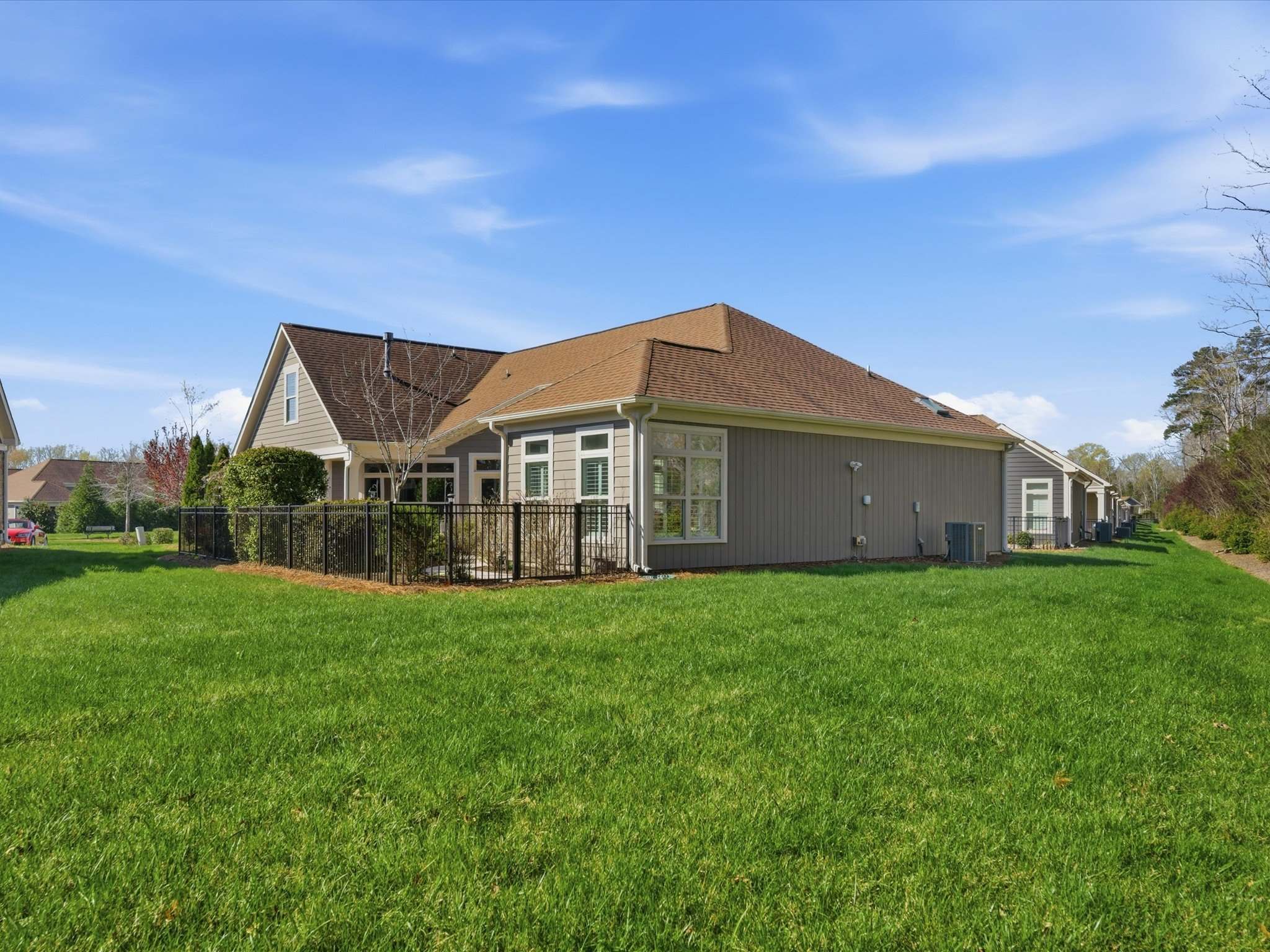 1180 Avalon Place, Matthews, NC 28104