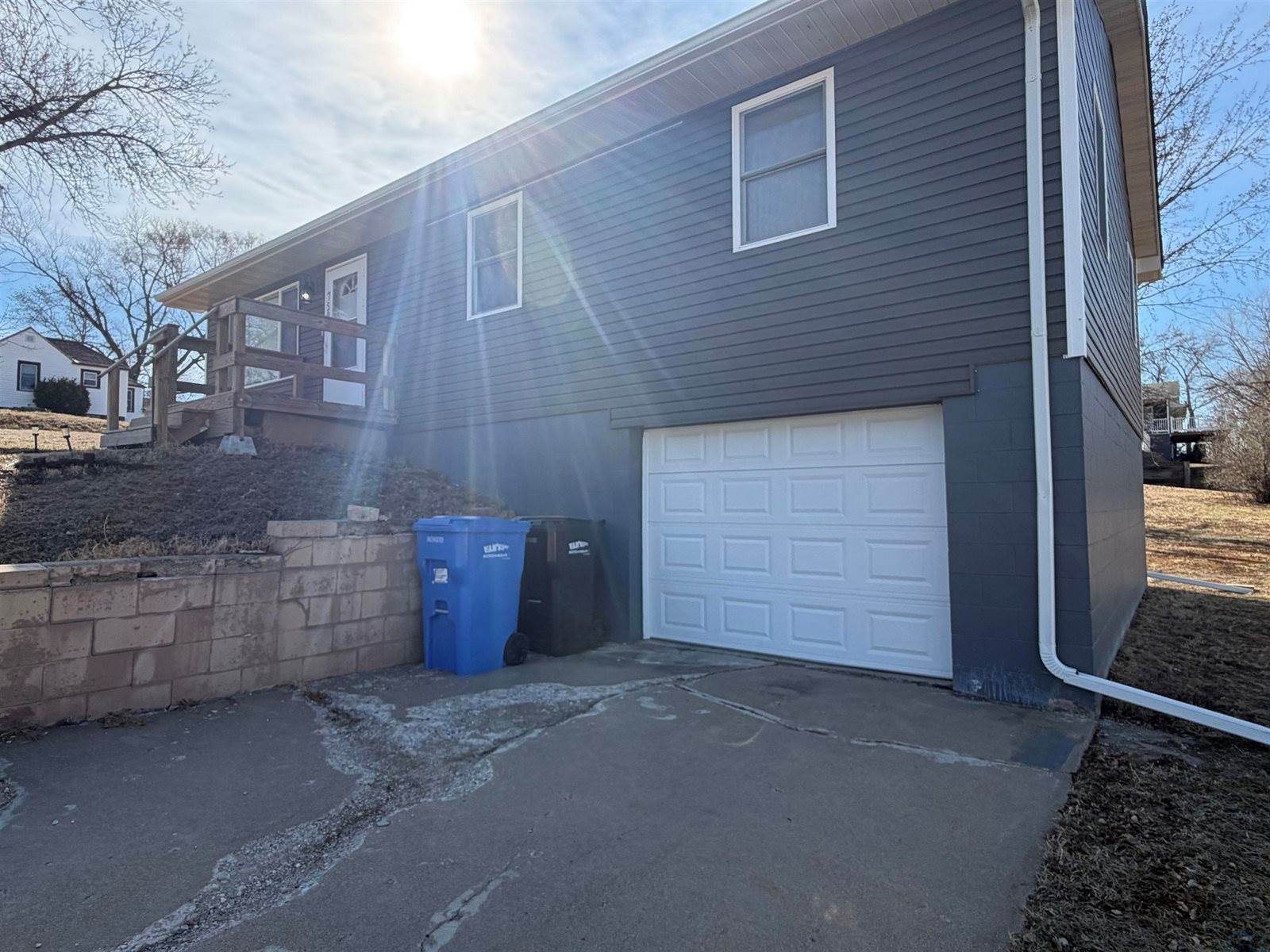 750 Main St, Akron, IA 51001