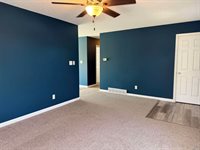 750 Main St, Akron, IA 51001