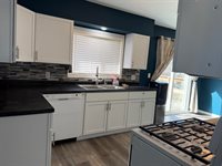 750 Main St, Akron, IA 51001