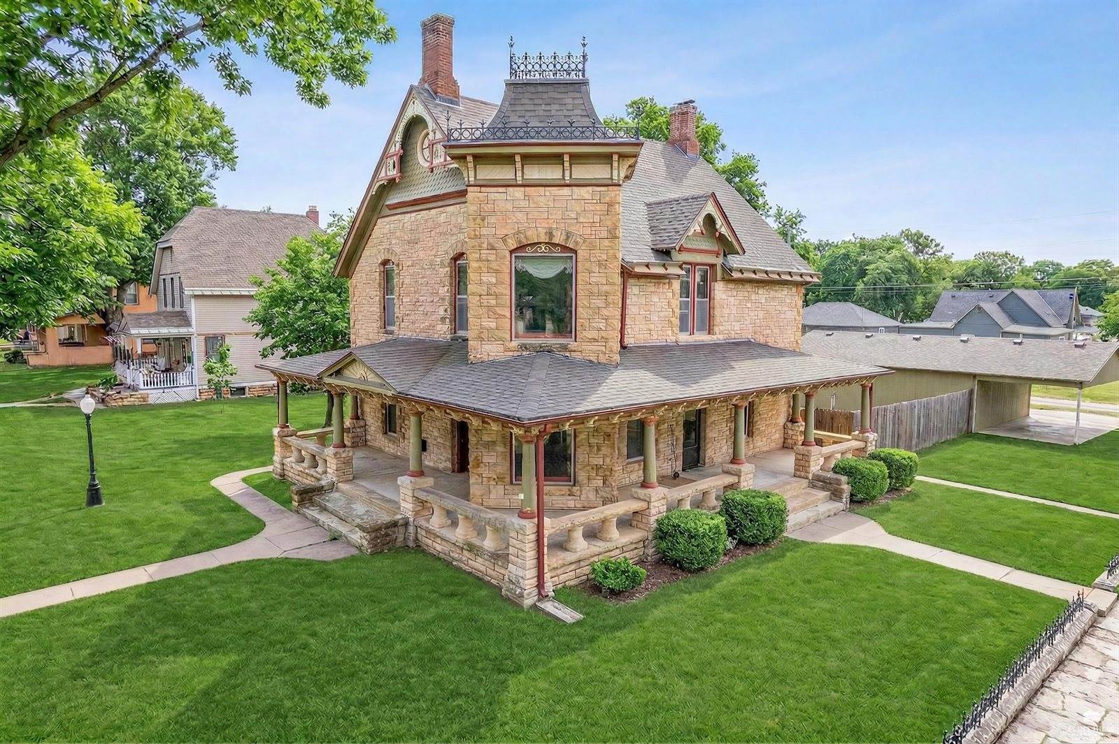 237 West 3rd Street, Junction City, KS 66441