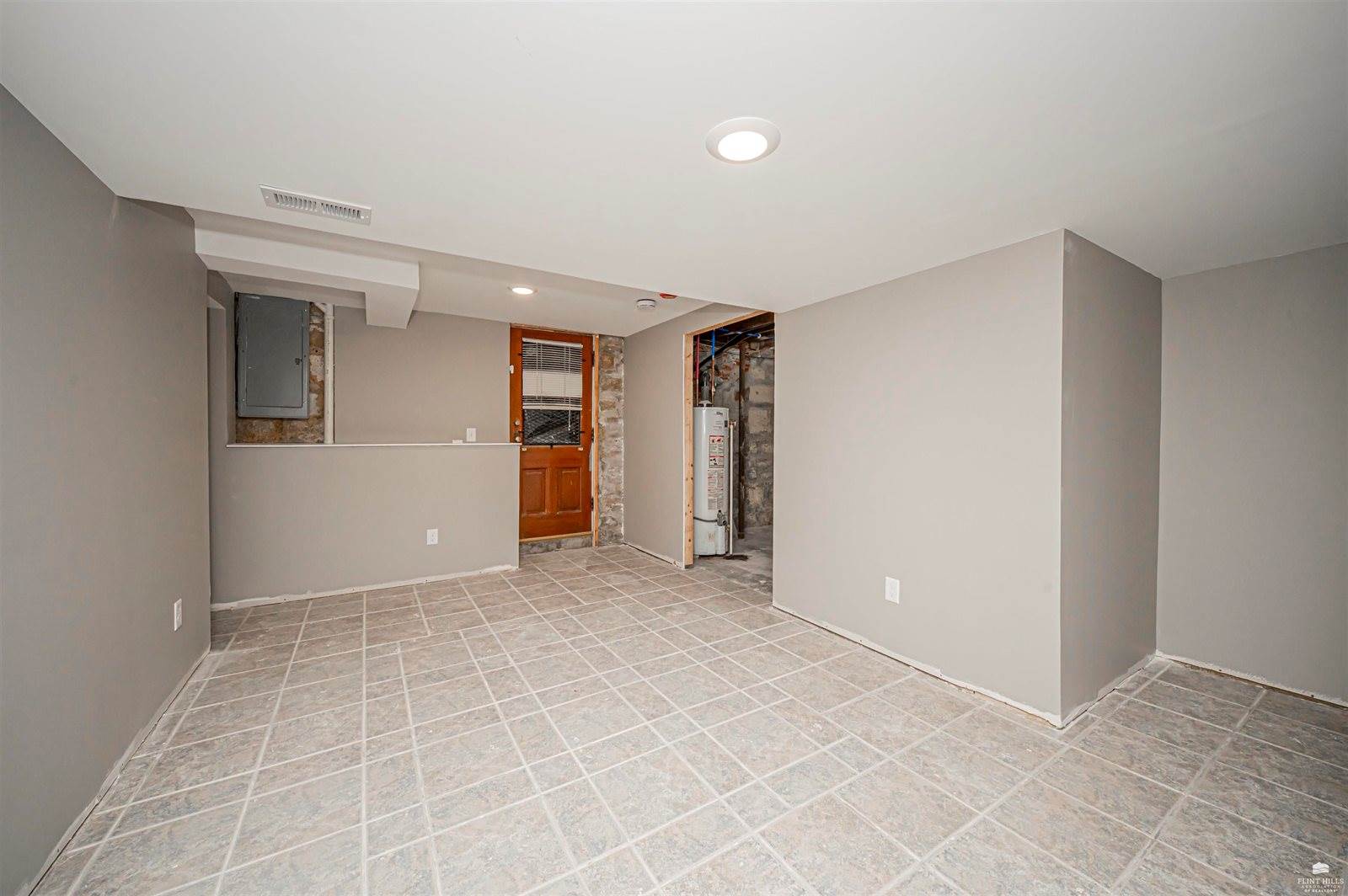 237 West 3rd Street, Junction City, KS 66441