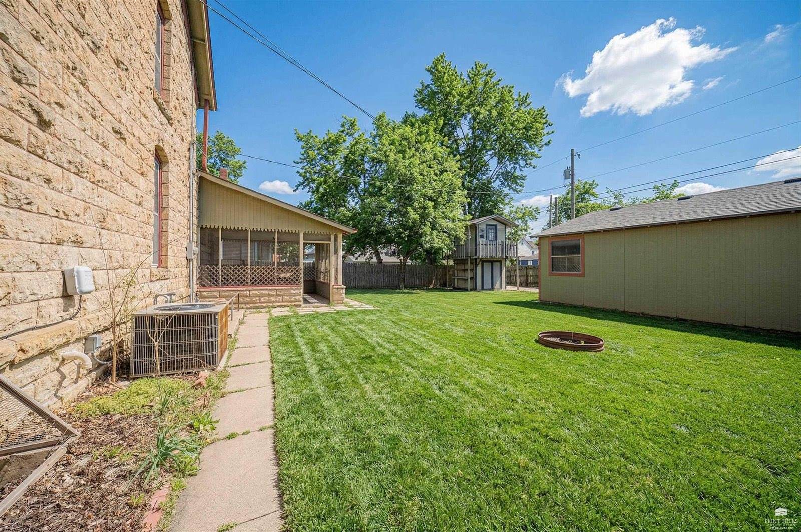 237 West 3rd Street, Junction City, KS 66441