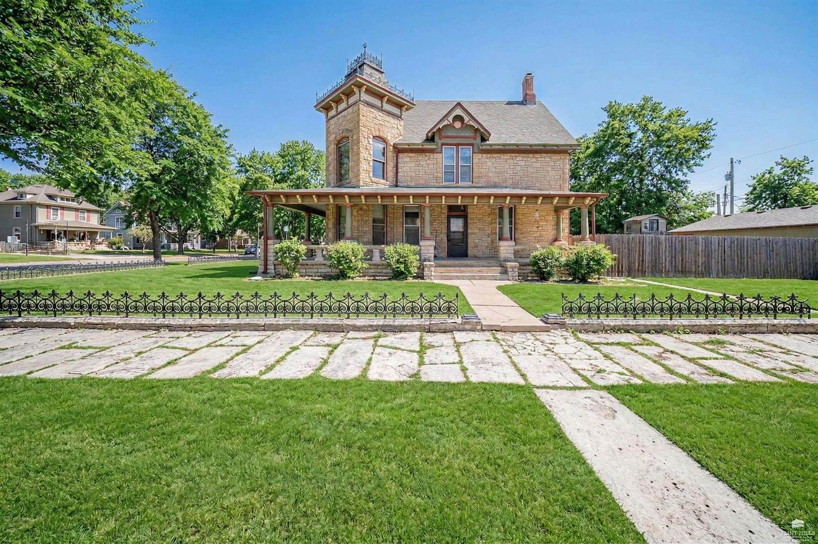 237 West 3rd Street, Junction City, KS 66441