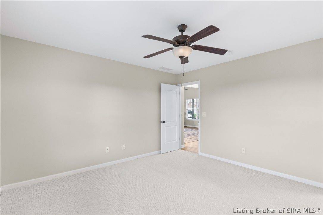 2206 Hall Lane, Jeffersonville, IN 47130