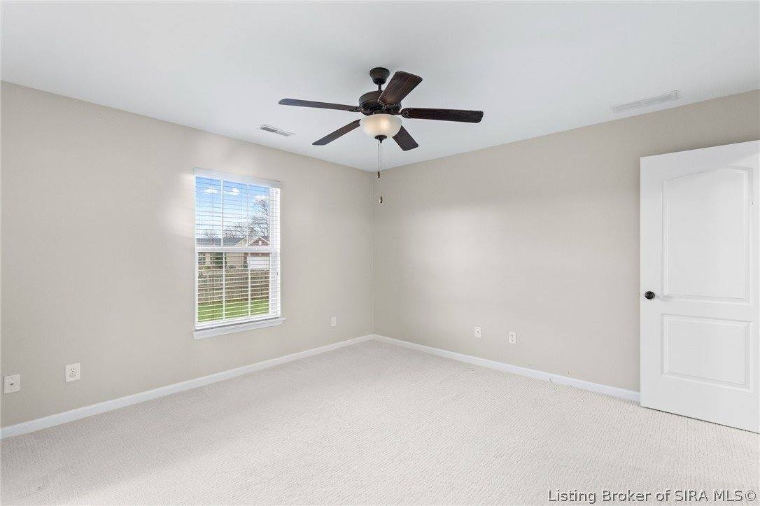2206 Hall Lane, Jeffersonville, IN 47130