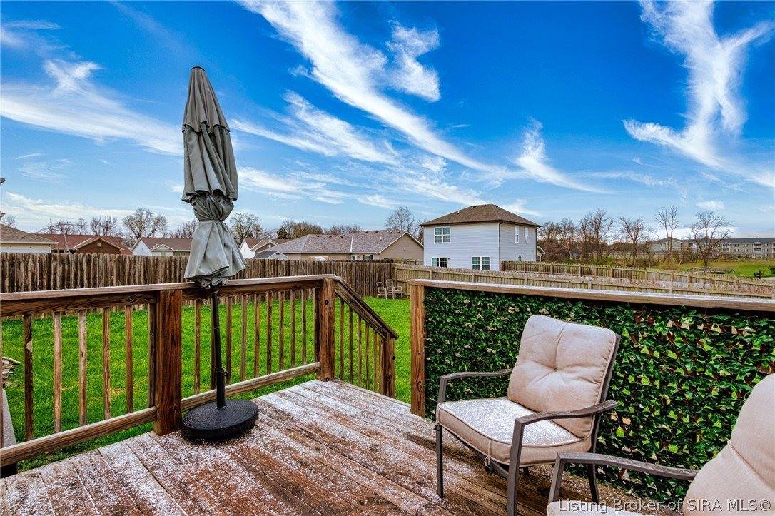 2206 Hall Lane, Jeffersonville, IN 47130