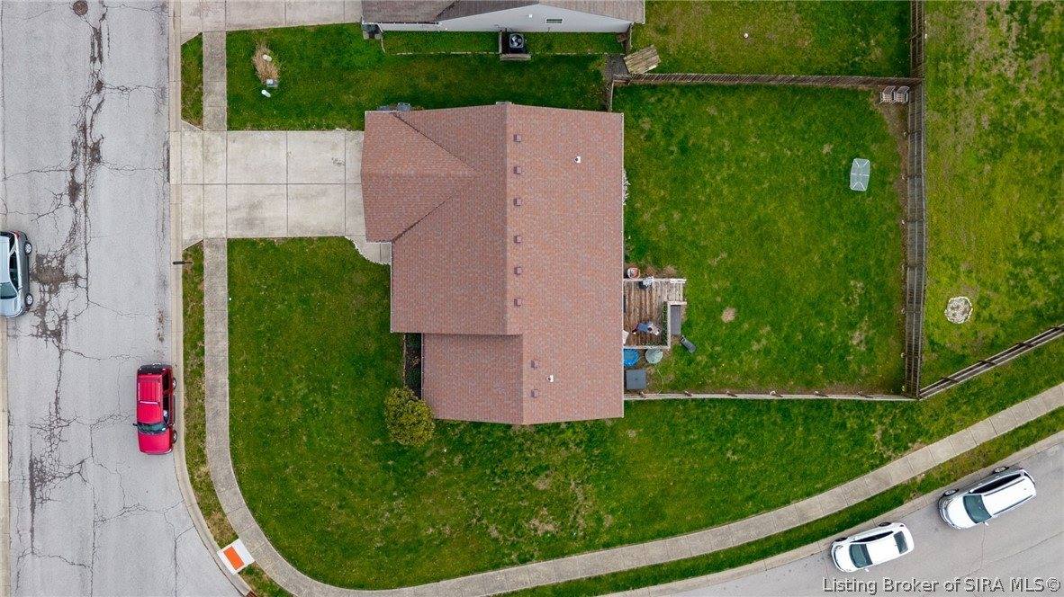 2206 Hall Lane, Jeffersonville, IN 47130