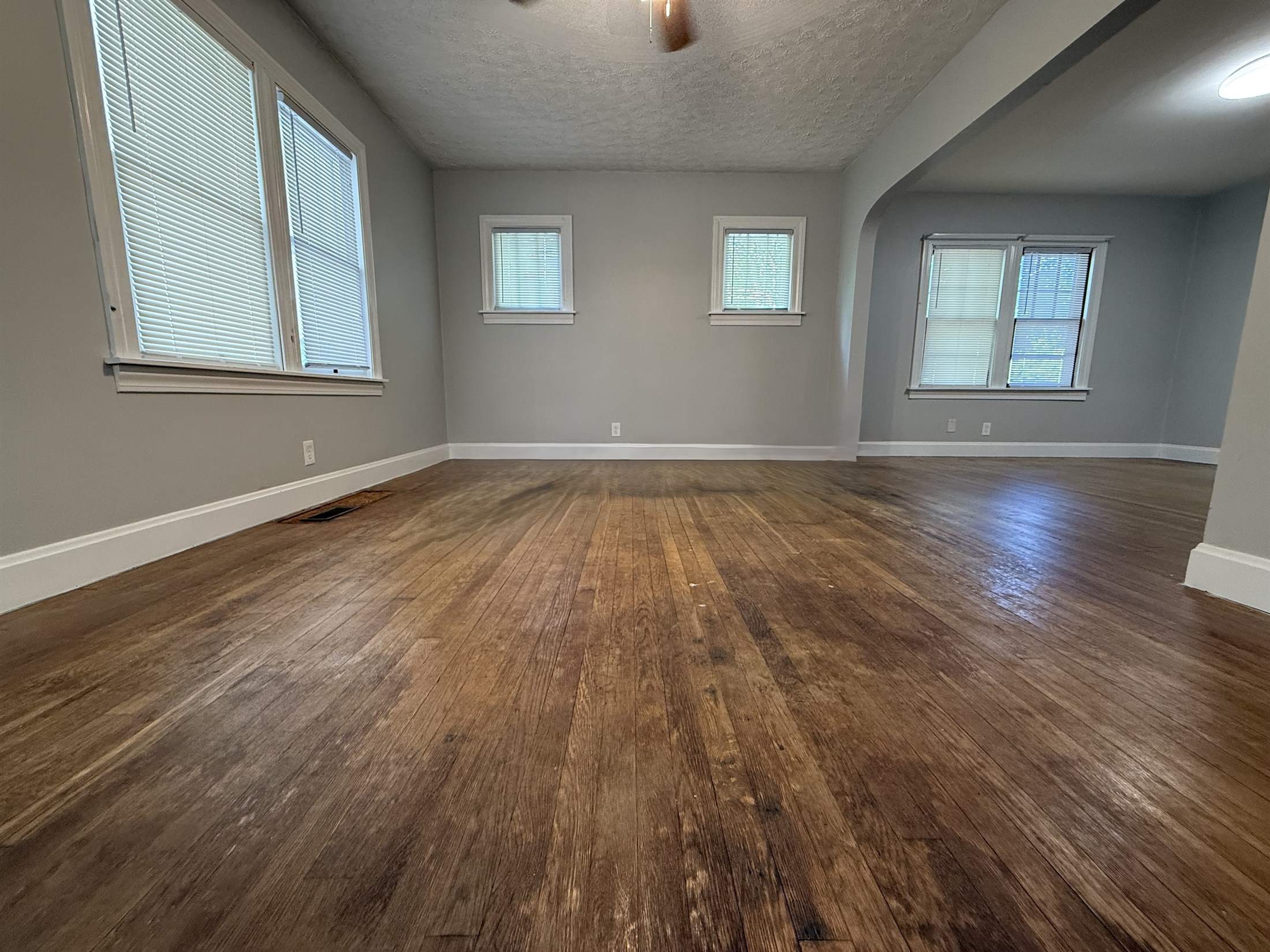 424 Sharp St, Ashland, OH 44805