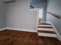 424 Sharp St, Ashland, OH 44805