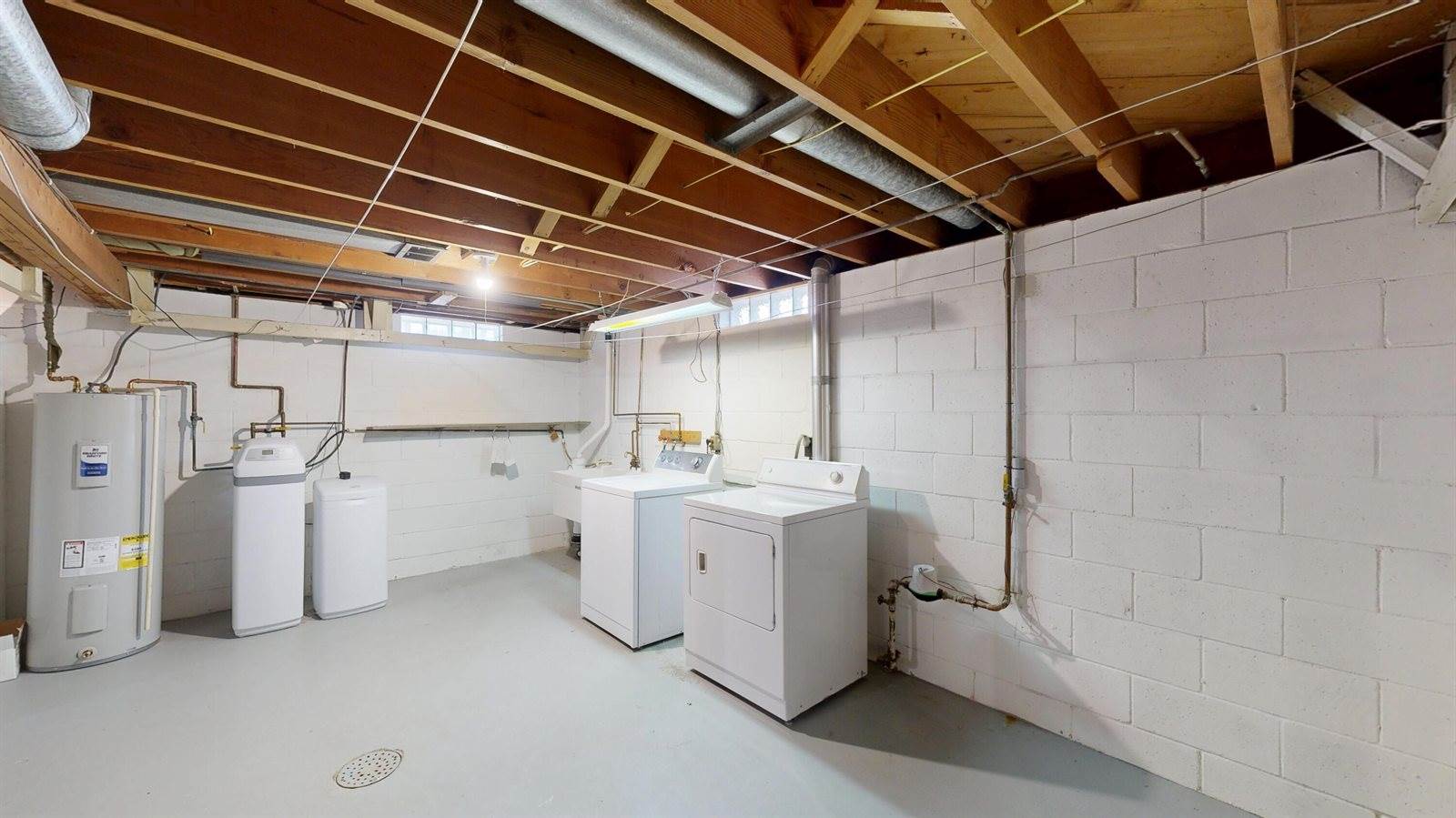 3033 27th St South, La Crosse, WI 54601