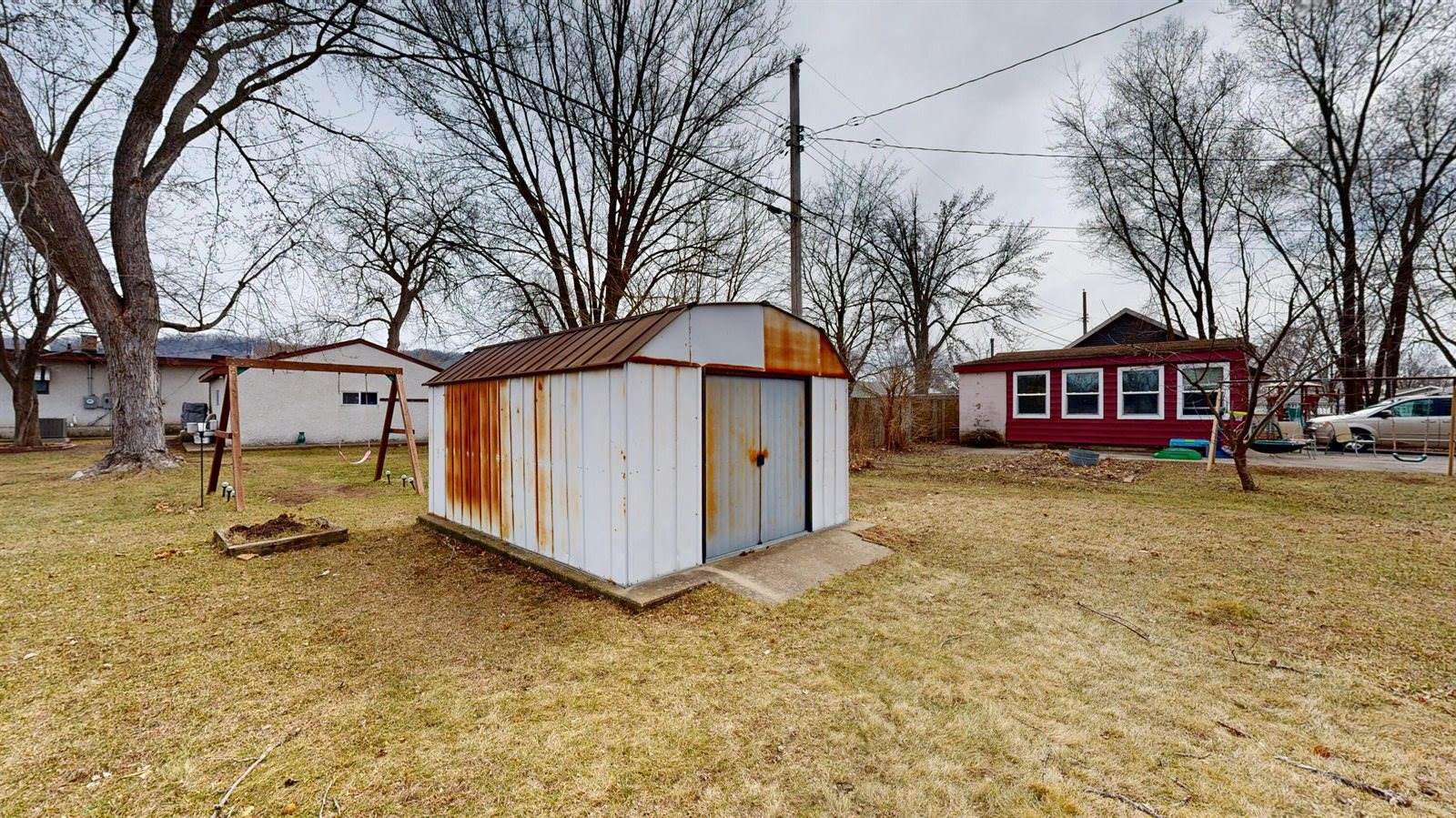 3033 27th St South, La Crosse, WI 54601