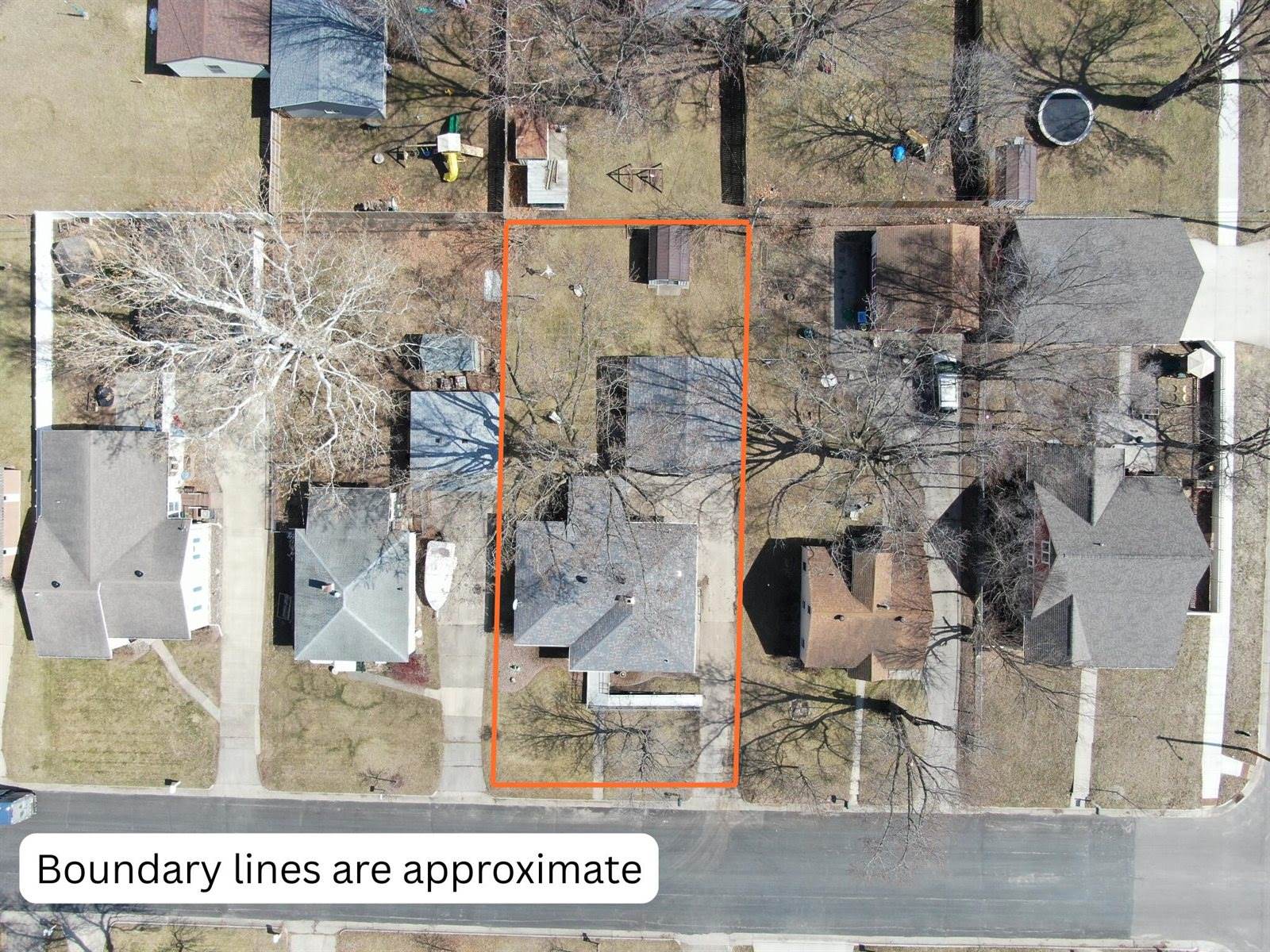 3033 27th St South, La Crosse, WI 54601