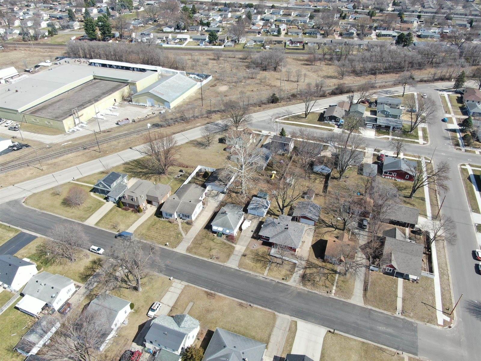 3033 27th St South, La Crosse, WI 54601