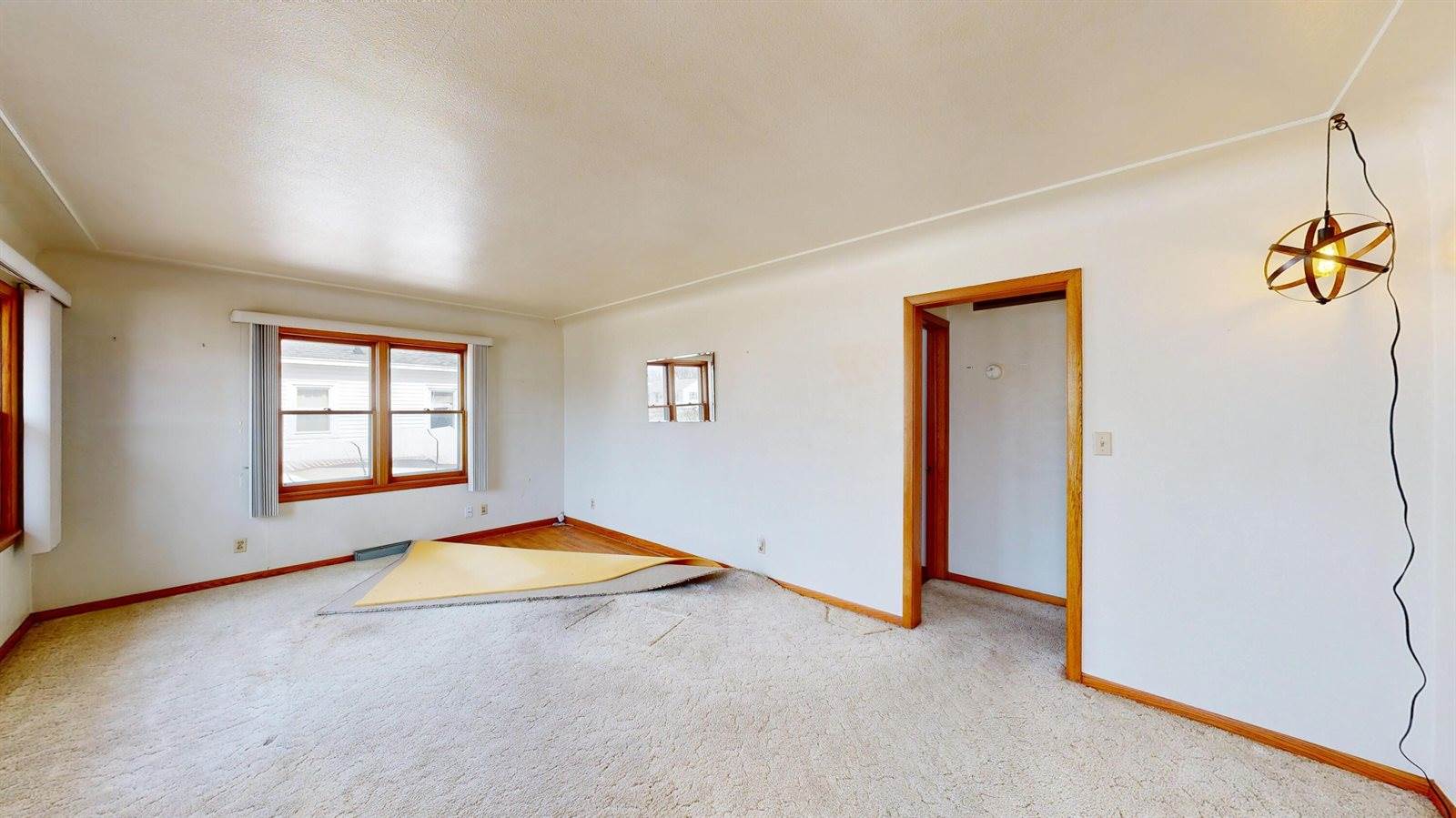 3033 27th St South, La Crosse, WI 54601