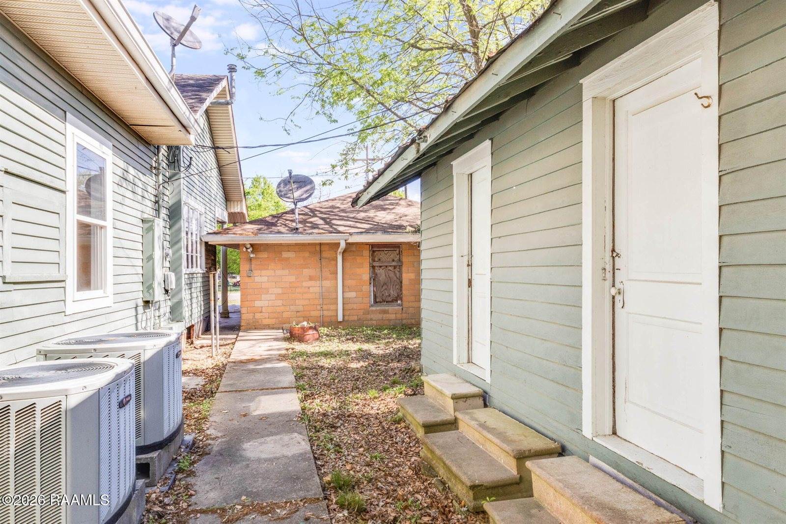 123 North Faye Avenue, Kaplan, LA 70548