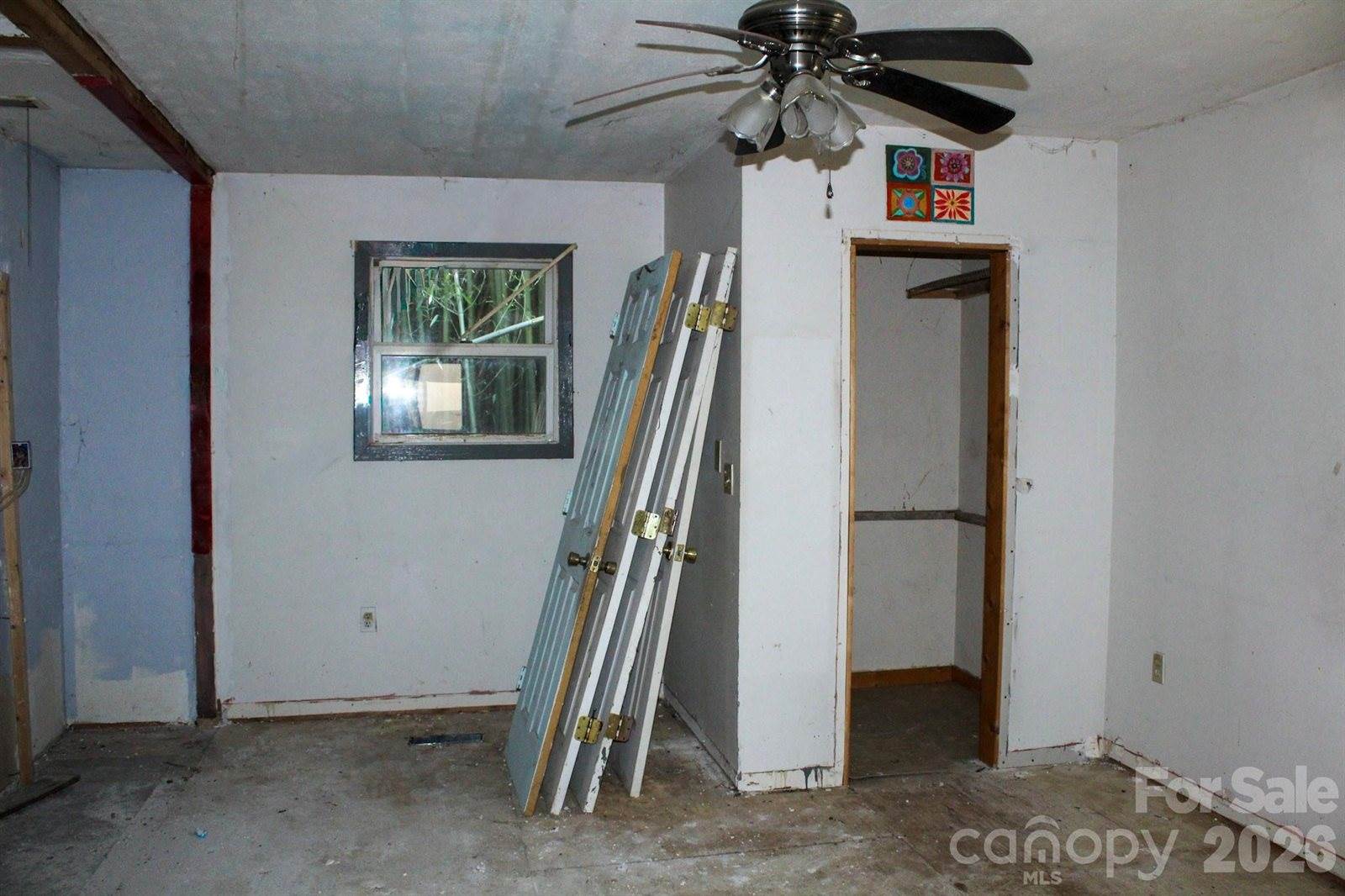 1293 Lake Logan Road, Canton, NC 28716