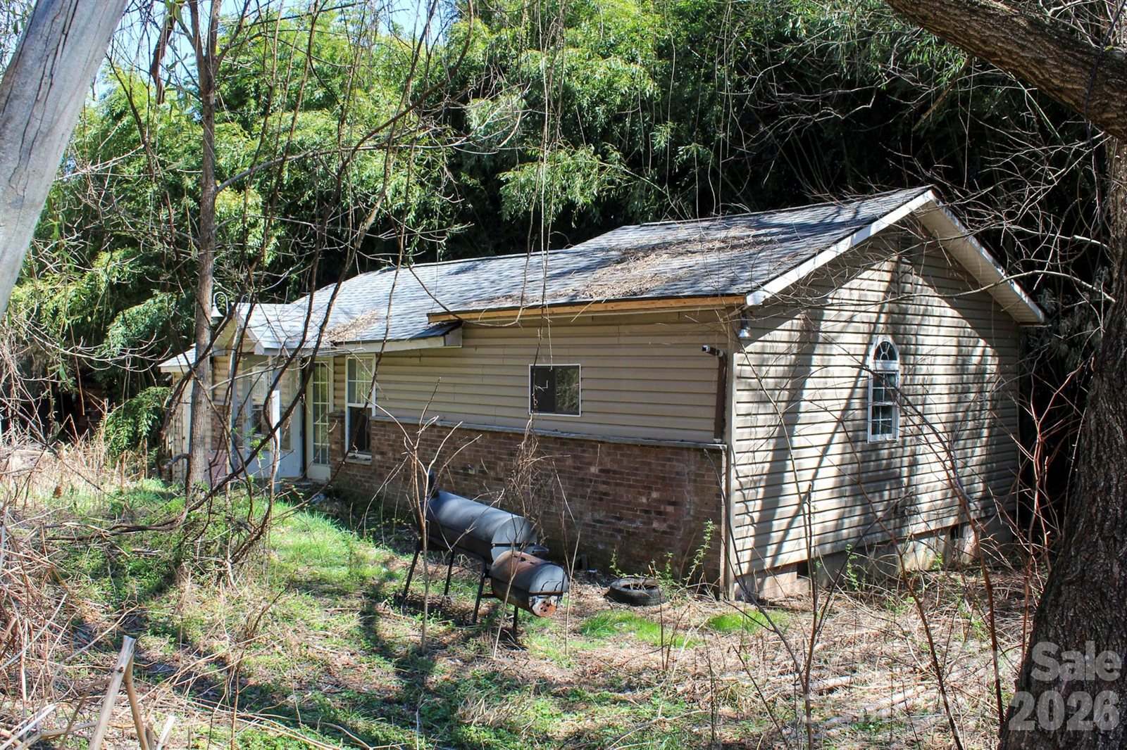 1293 Lake Logan Road, Canton, NC 28716