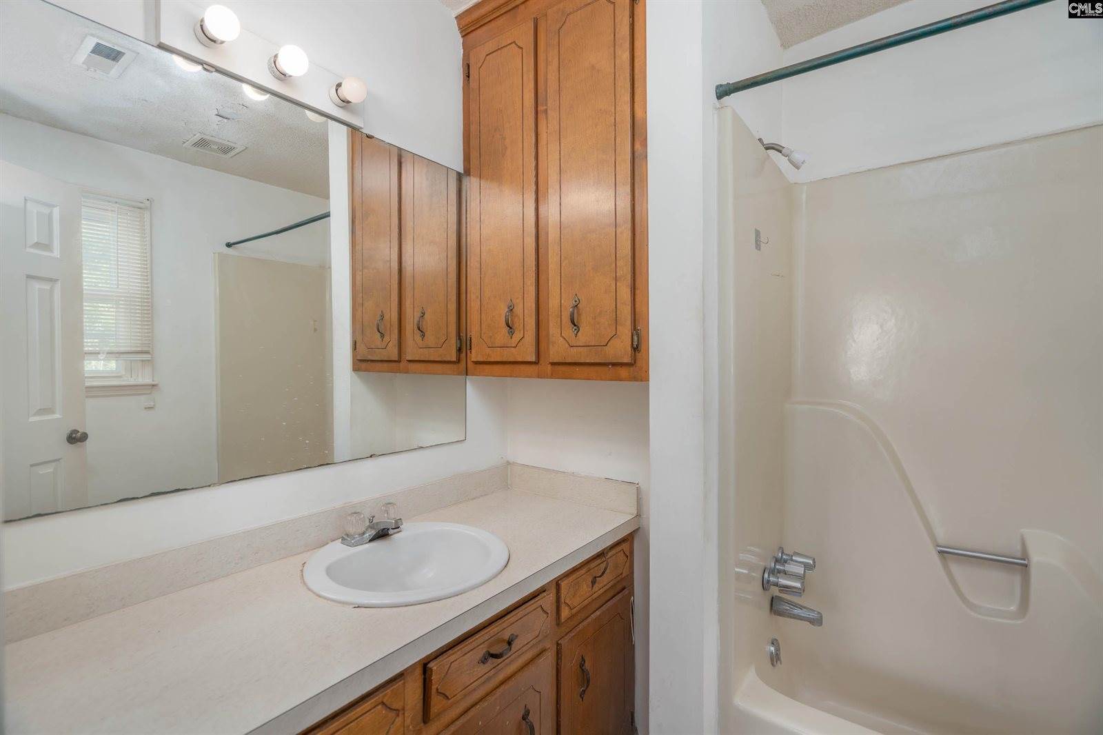 1898 Windsor, Cayce, SC 29033