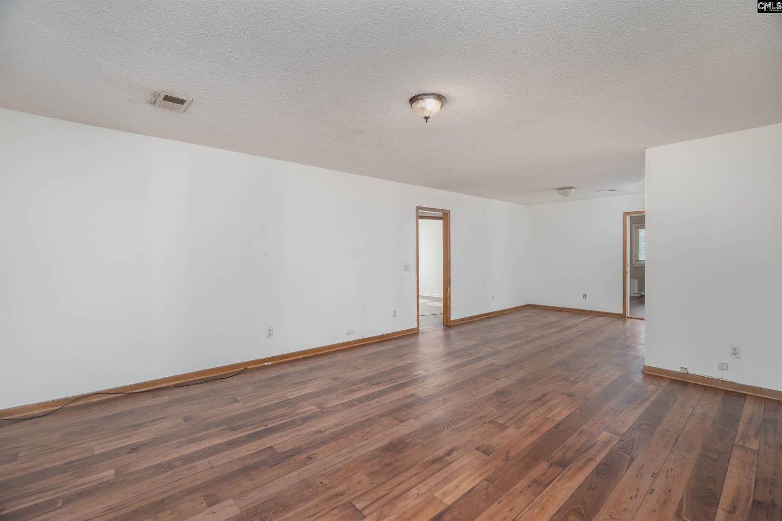 1898 Windsor, Cayce, SC 29033