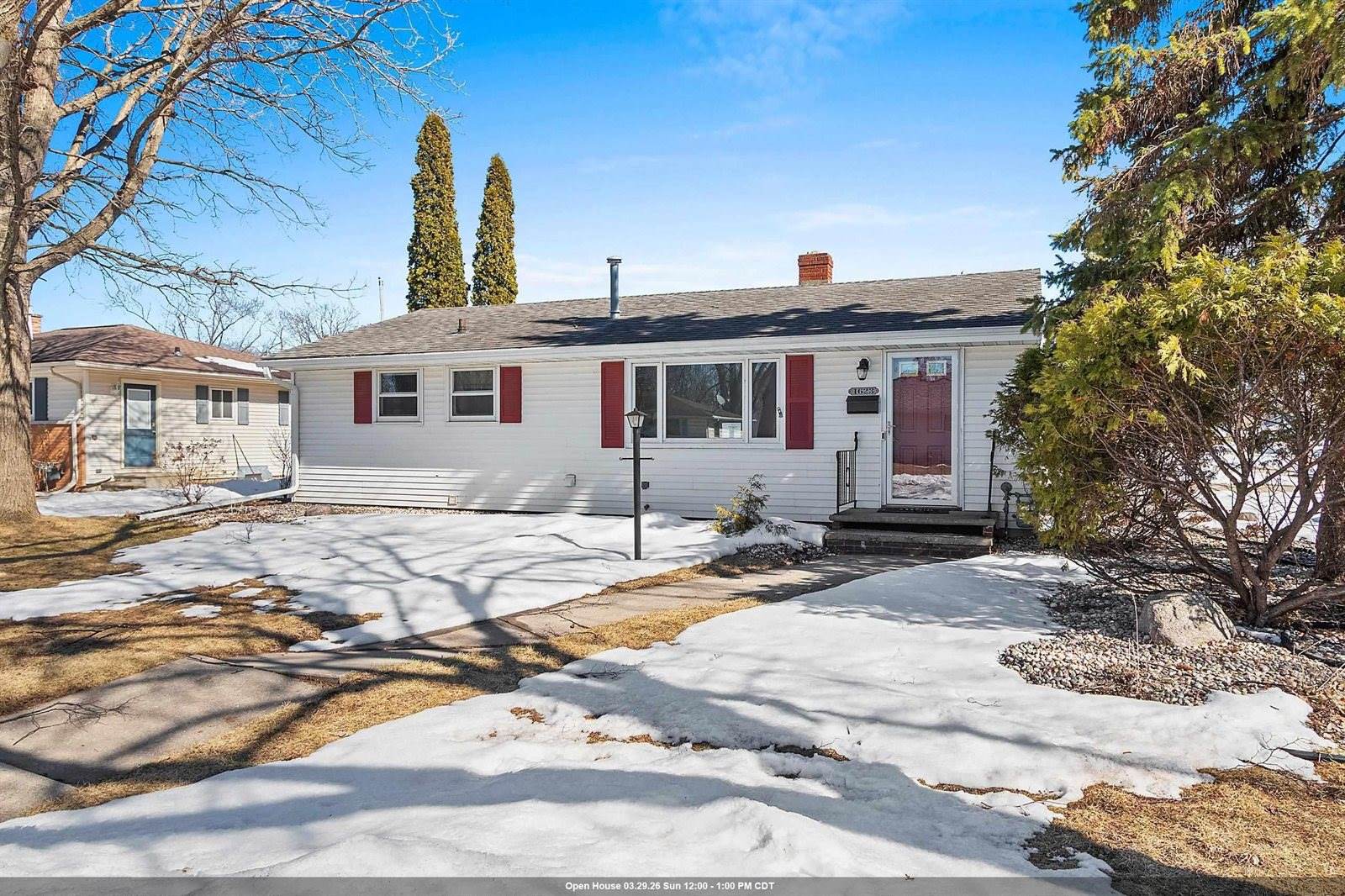 1623 Jay Lane, Green Bay, WI 54304
