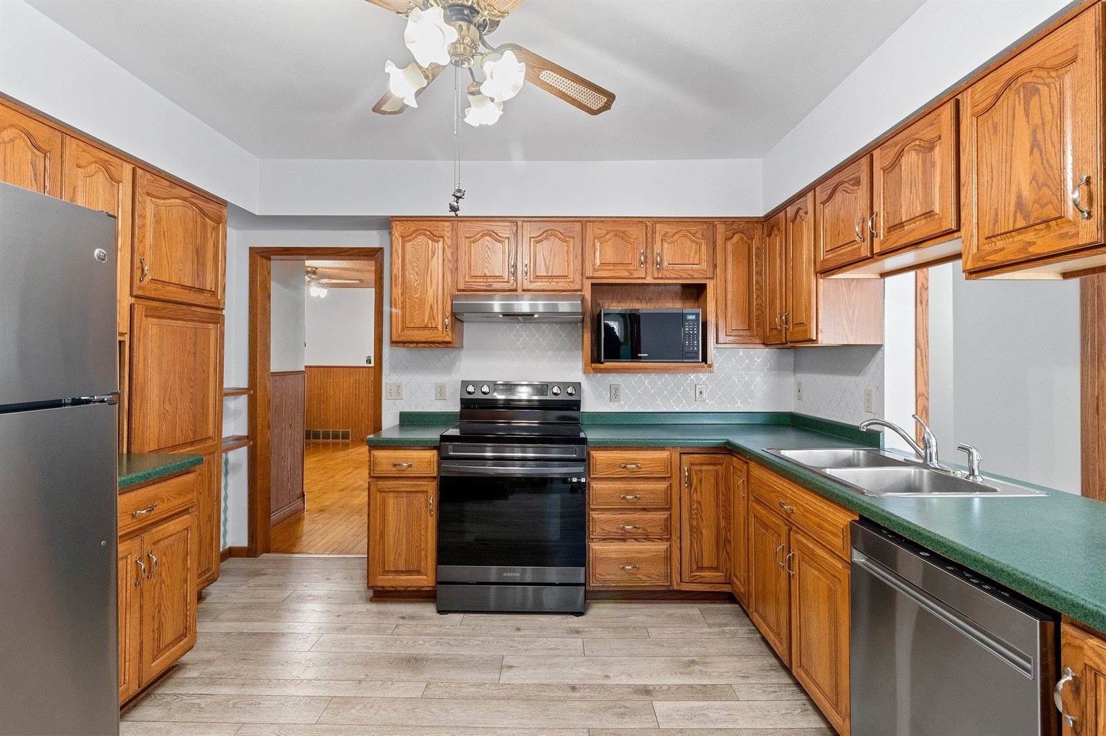 1503 7TH Street, Marinette, WI 54143