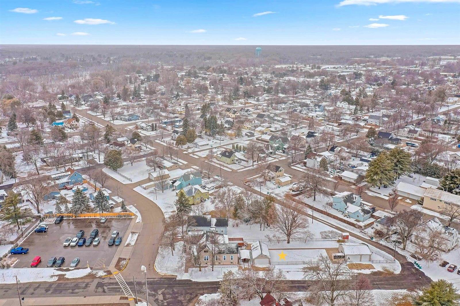 1503 7TH Street, Marinette, WI 54143