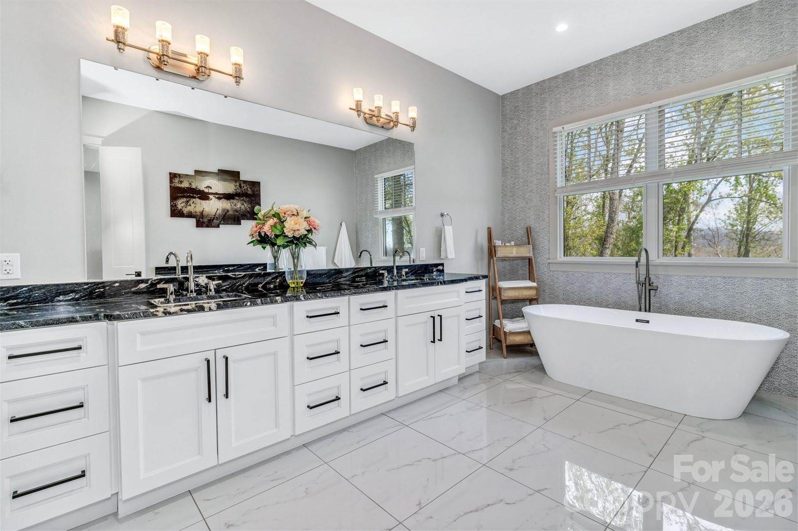 301 Rockbridge Road, Mills River, NC 28759