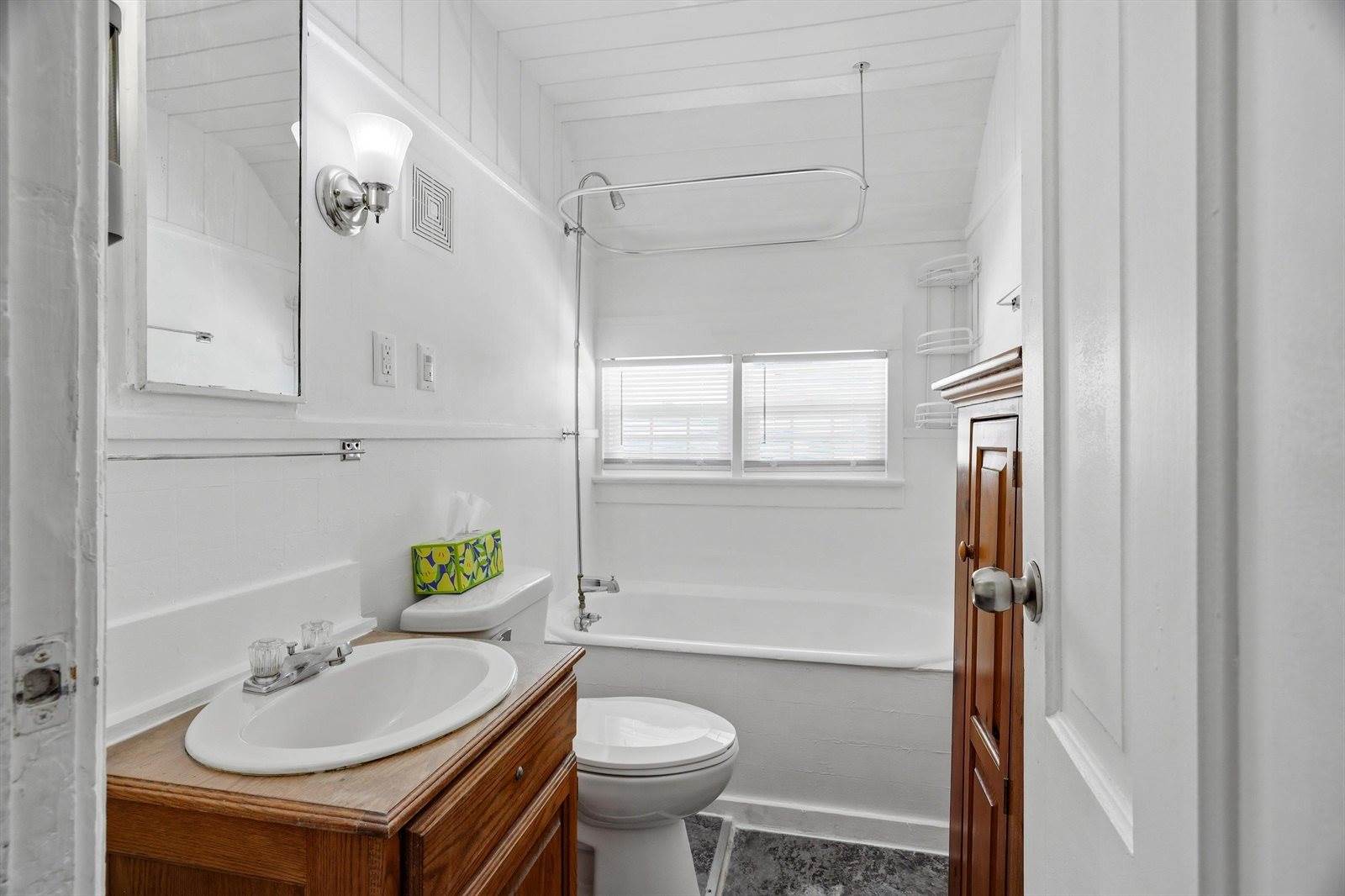 504 S Maple Avenue, Marshfield, WI 54449