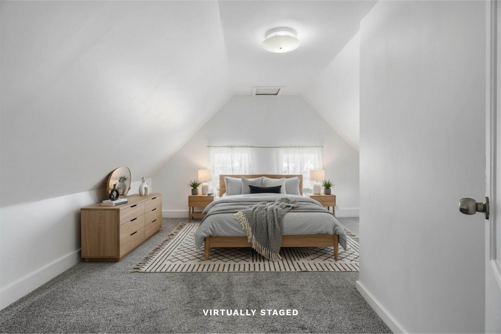 504 S Maple Avenue, Marshfield, WI 54449