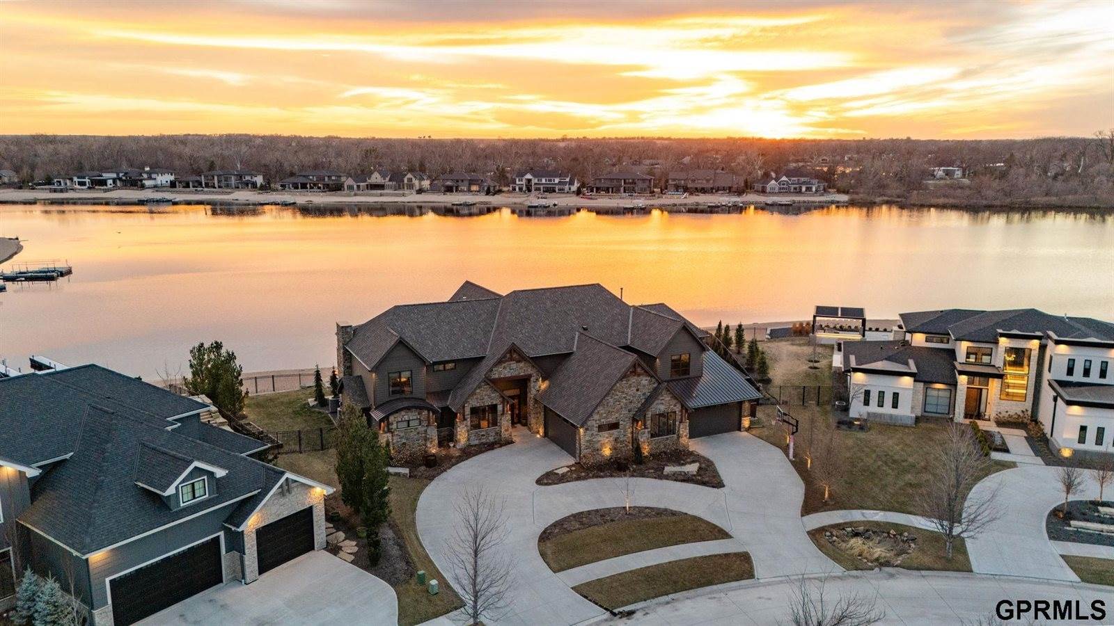 6316 North 293 Circle, Valley, NE 68064