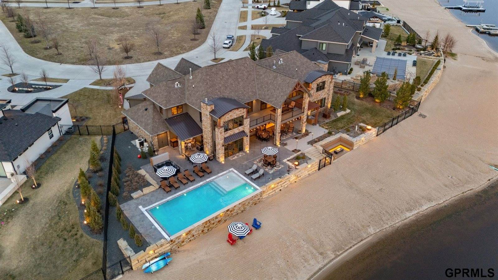 6316 North 293 Circle, Valley, NE 68064