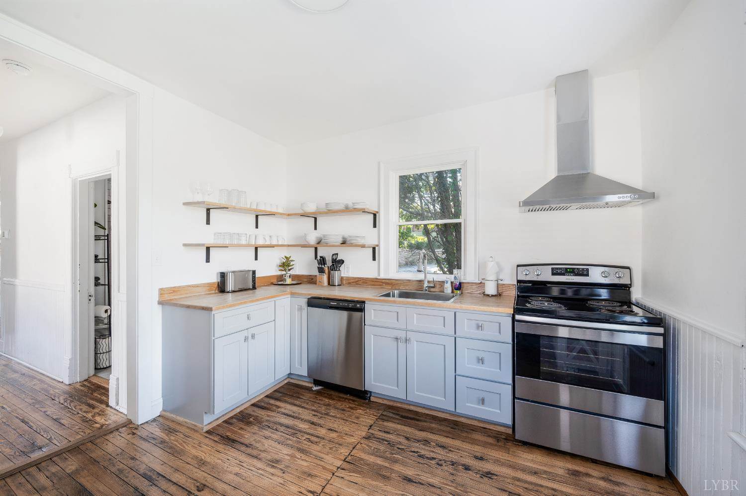 1401 Grace Street, Lynchburg, VA 24504