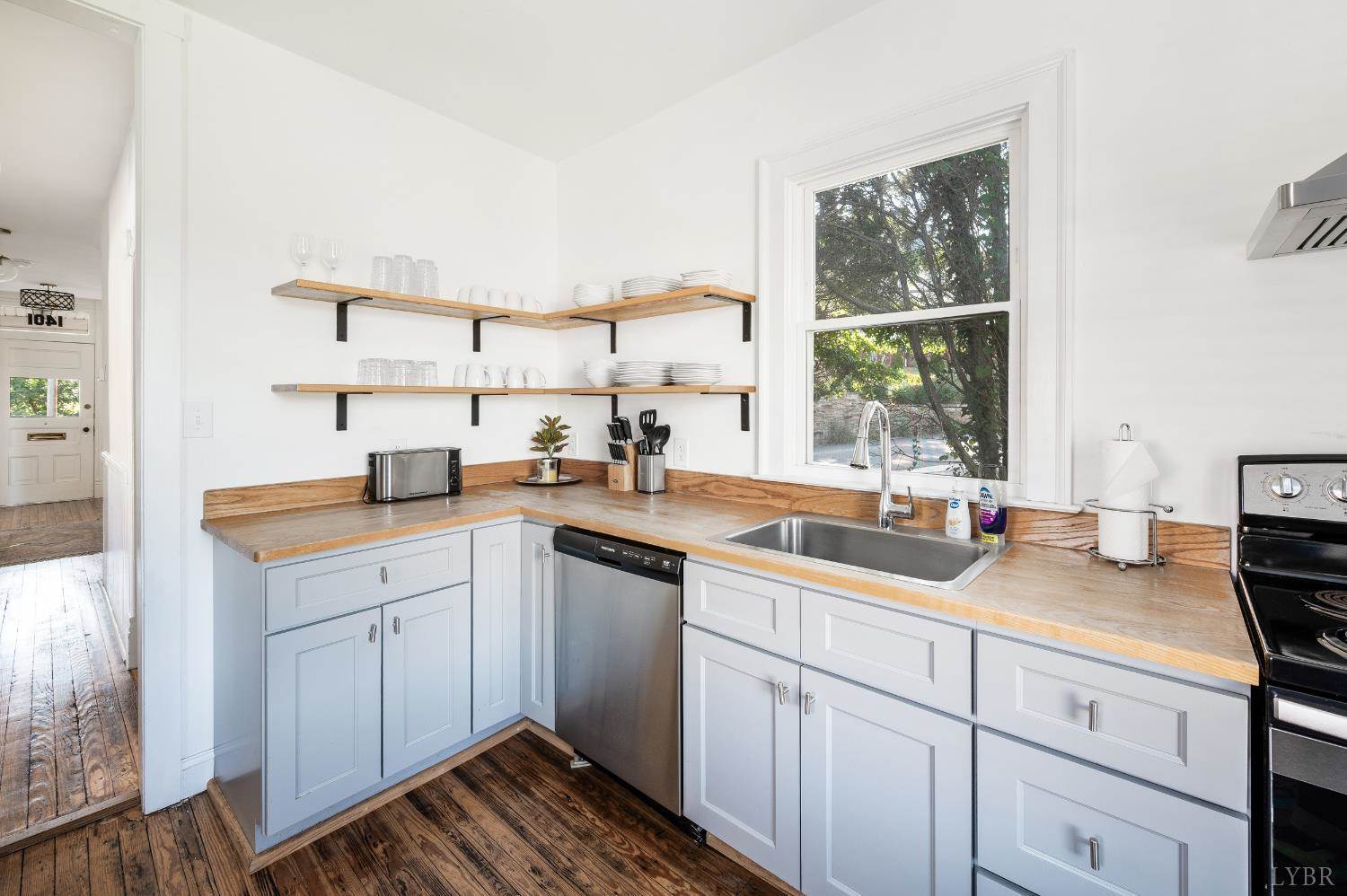 1401 Grace Street, Lynchburg, VA 24504