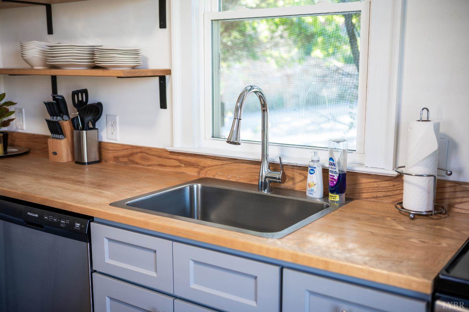 1401 Grace Street, Lynchburg, VA 24504