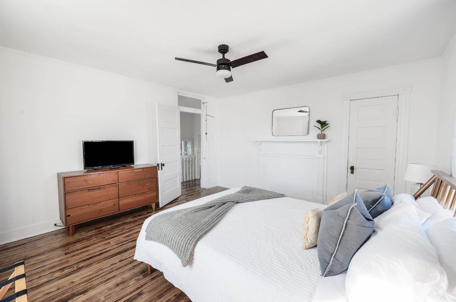 1401 Grace Street, Lynchburg, VA 24504