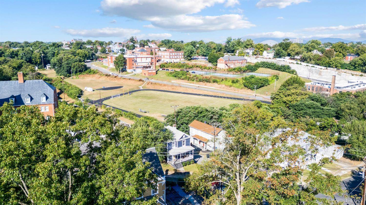 1401 Grace Street, Lynchburg, VA 24504