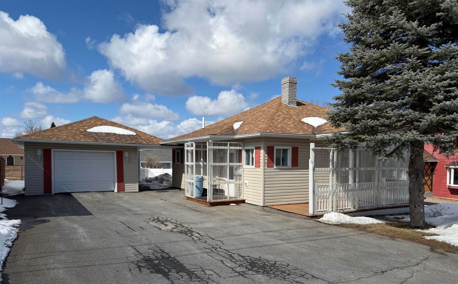 187 Mountain View Avenue, Madawaska, ME 04756