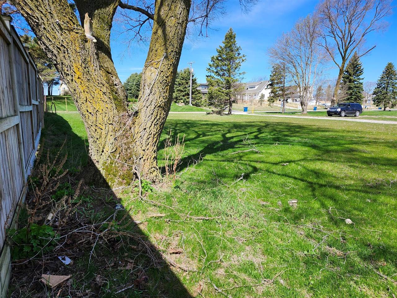 846 South Lakeshore Drive, #1, Ludington, MI 49431