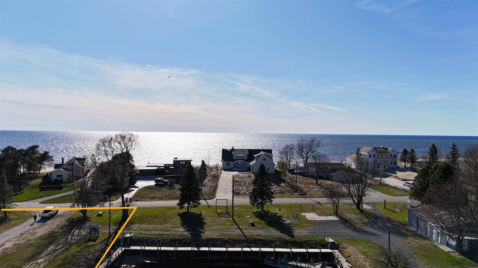 846 South Lakeshore Drive, #3, Ludington, MI 49431