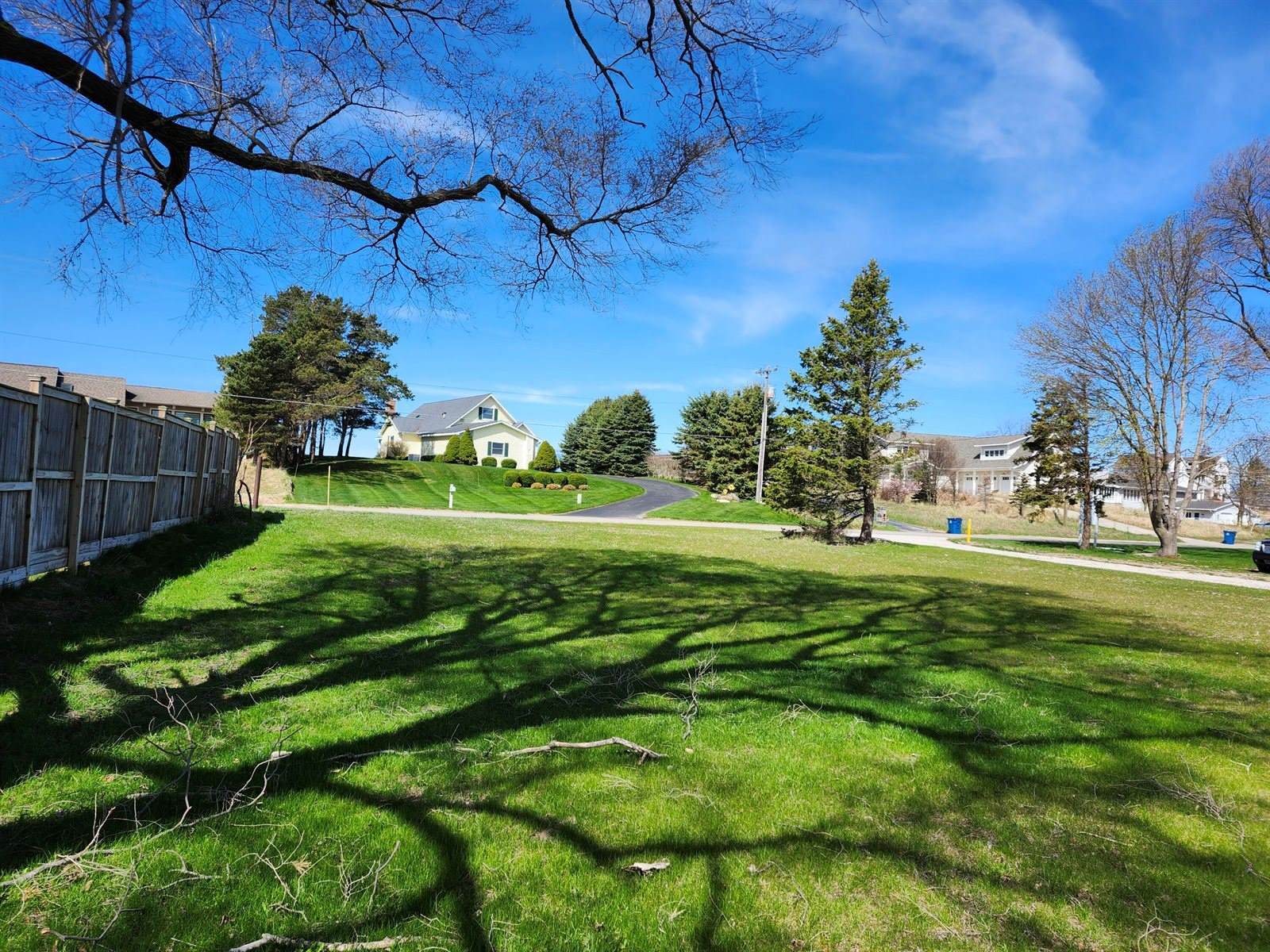 846 South Lakeshore Drive, #3, Ludington, MI 49431