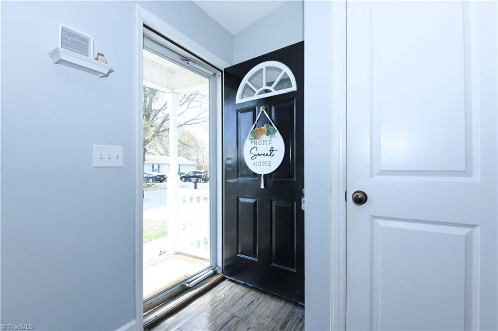 407 Church Street, Kernersville, NC 27284