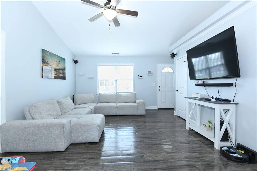 407 Church Street, Kernersville, NC 27284