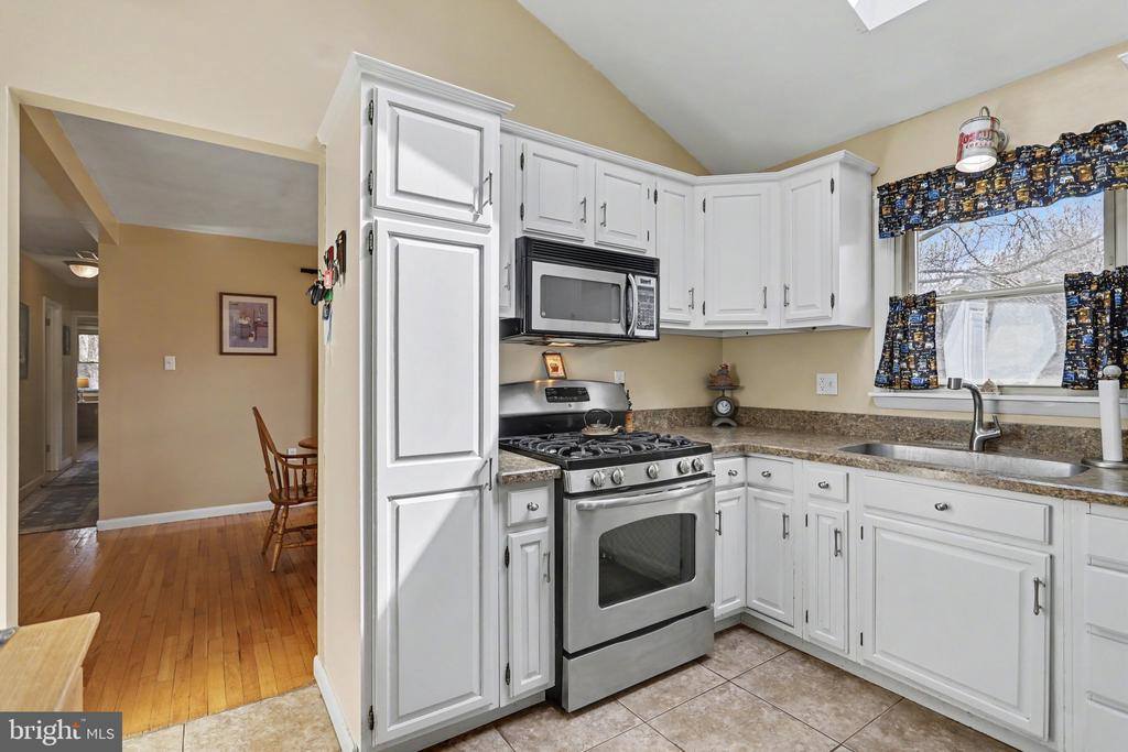 60 Fairway Drive, Etters, PA 17319