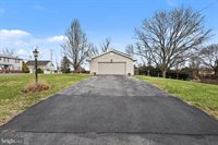 60 Fairway Drive, Etters, PA 17319