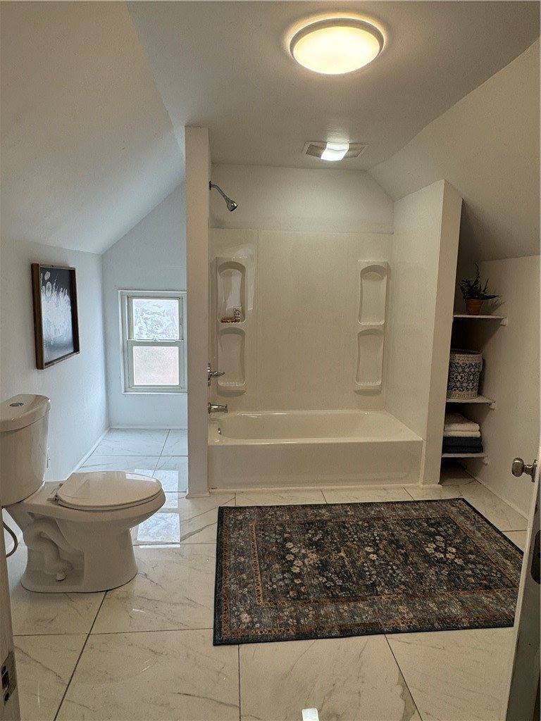 24 Bloomfield Place, Rochester, NY 14620